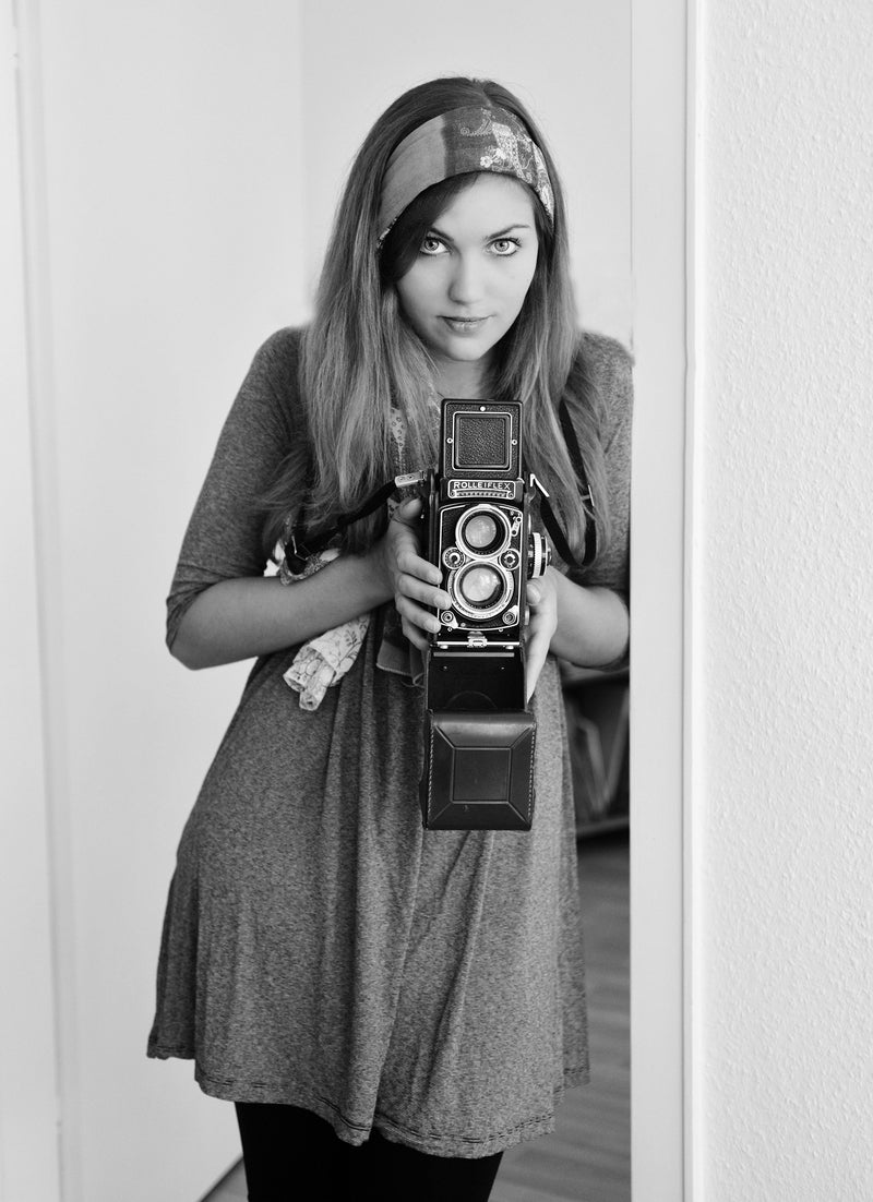 DUS Frau mit Rollei