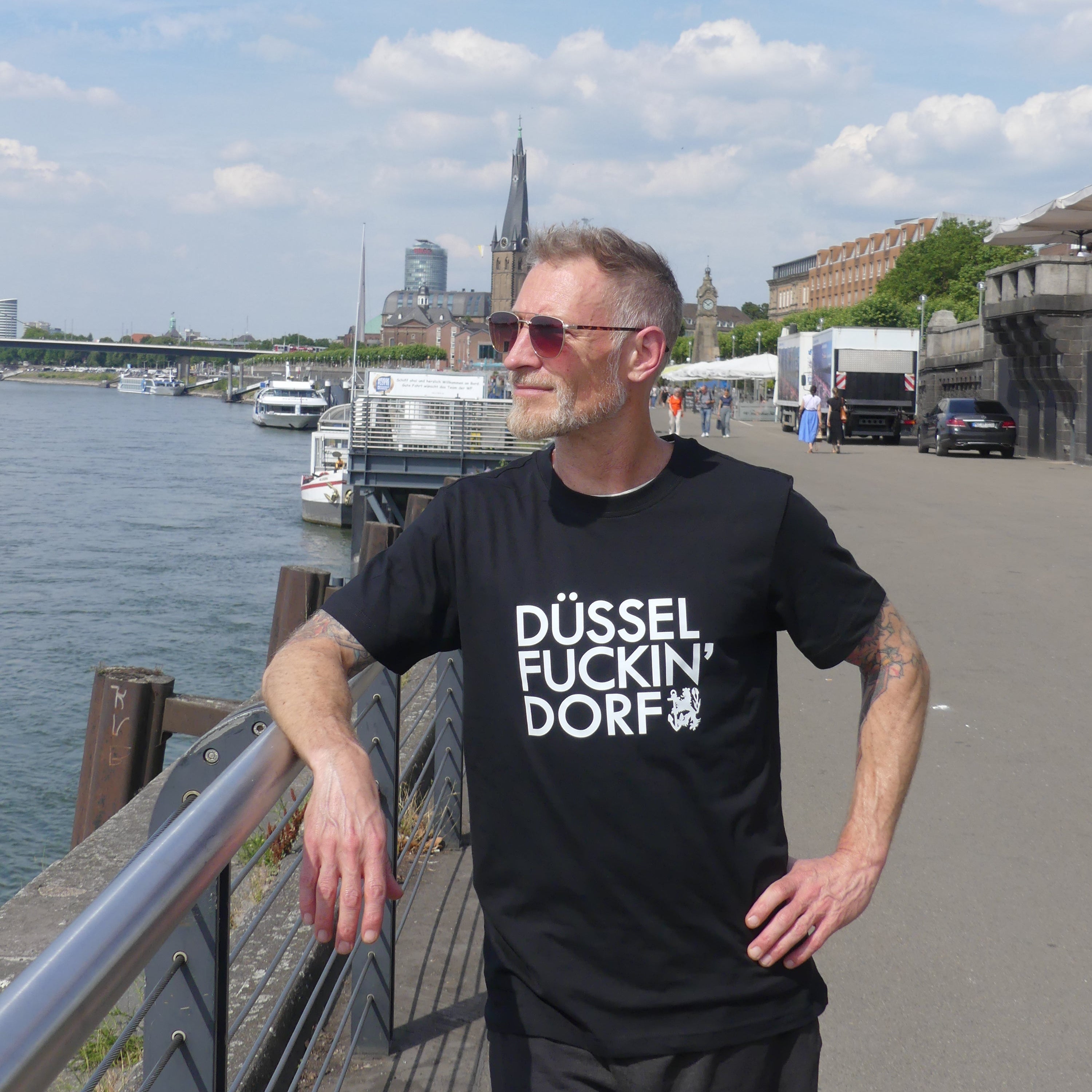 DÜSSEL FUCKIN‘ DORF